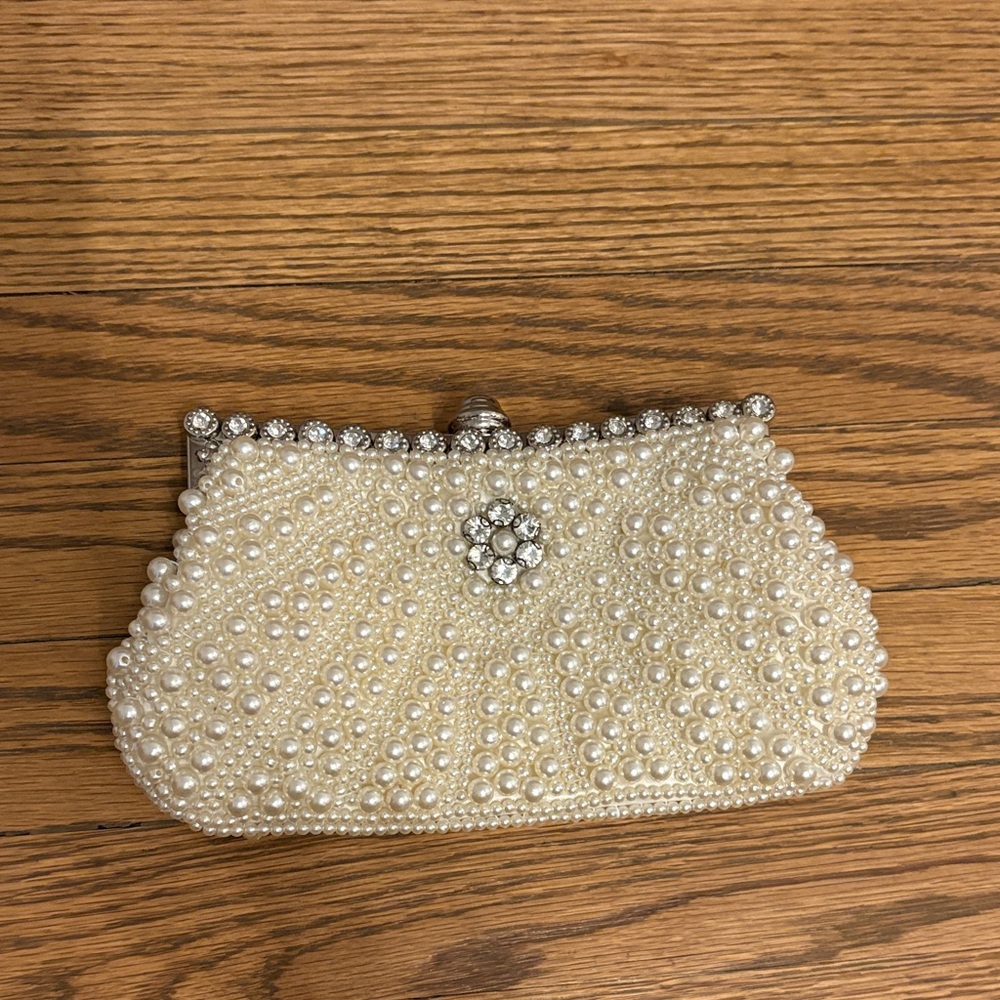 Pearl Beaded Evening Clutch - Ivory